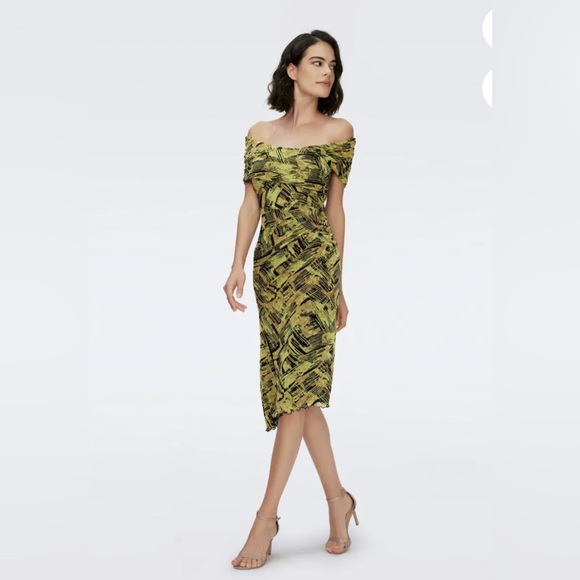 Diane Von Furstenberg Livonia bamboo Chartreuse dress S - Picture 1 of 9